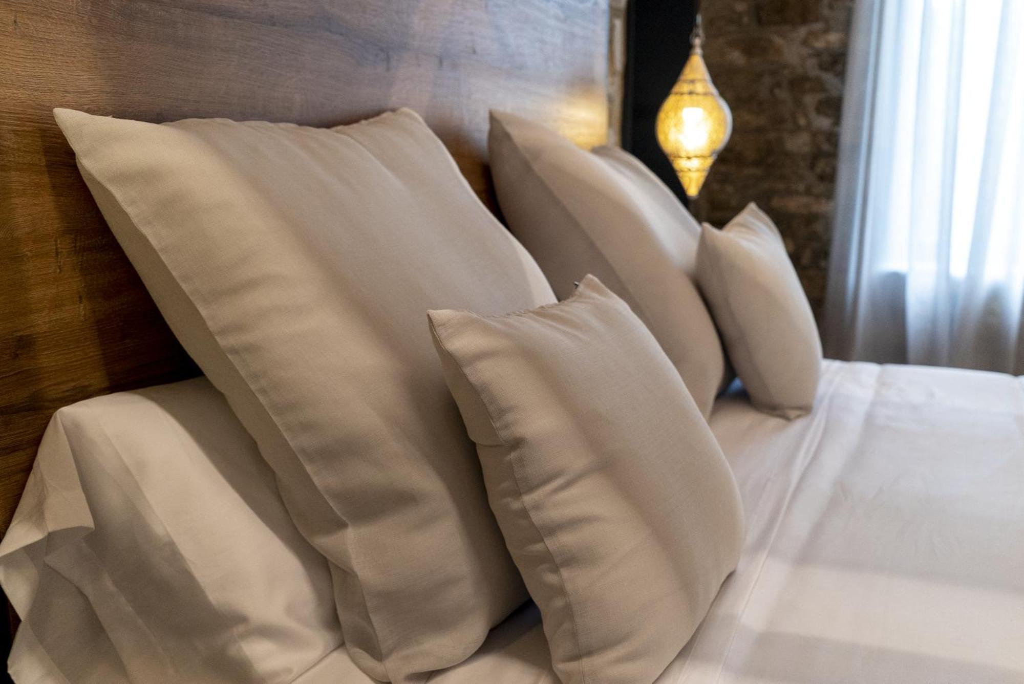Les Quingles Hotell Calders Eksteriør bilde