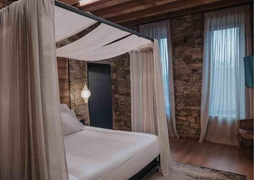 Les Quingles Hotell Calders Eksteriør bilde