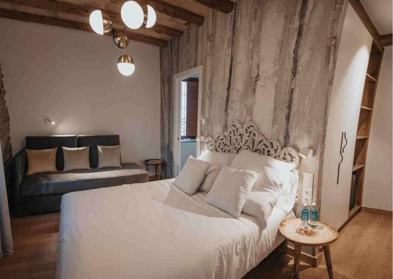 Les Quingles Hotell Calders Eksteriør bilde