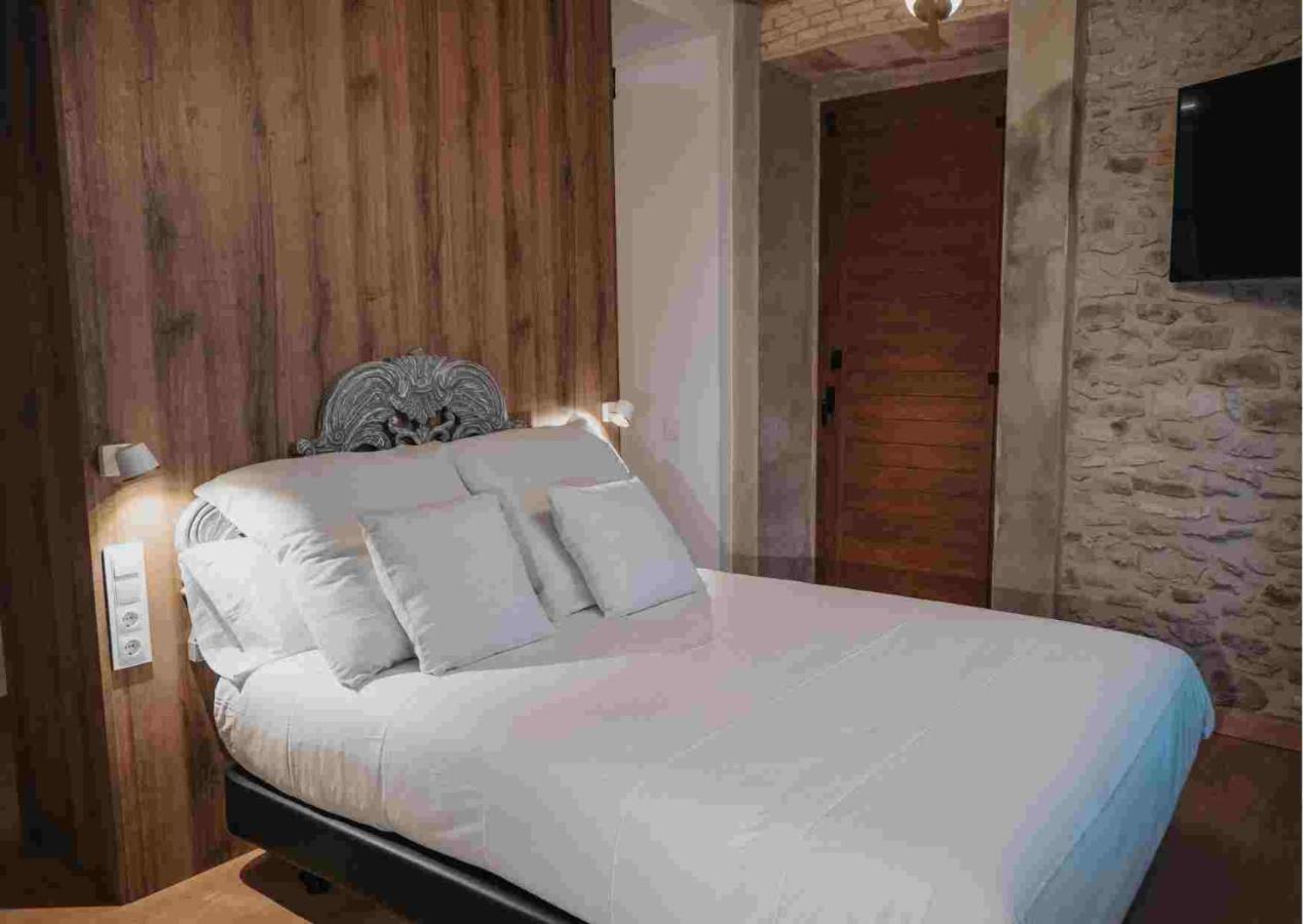 Les Quingles Hotell Calders Eksteriør bilde